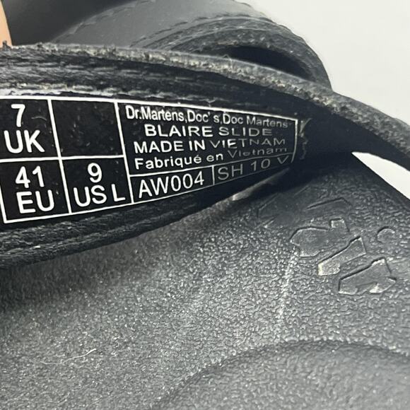 Dr Martens Blaire Slide Shoes Womens Size 9 Black Triple Buckle Platform Sandals - Picture 8 of 8
